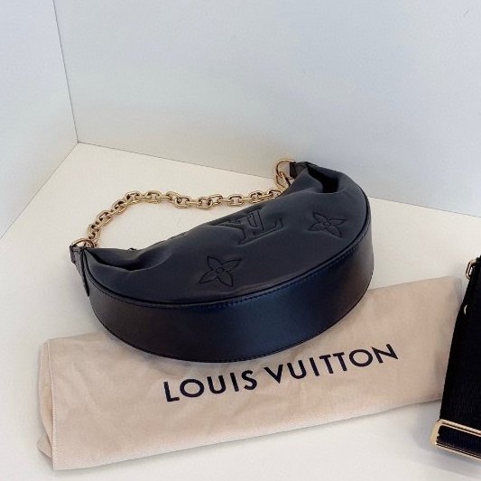 閒置新 路易威登/Louis Vuitton Over The Moon黑金泡泡糖全皮月亮包 芯片款-4