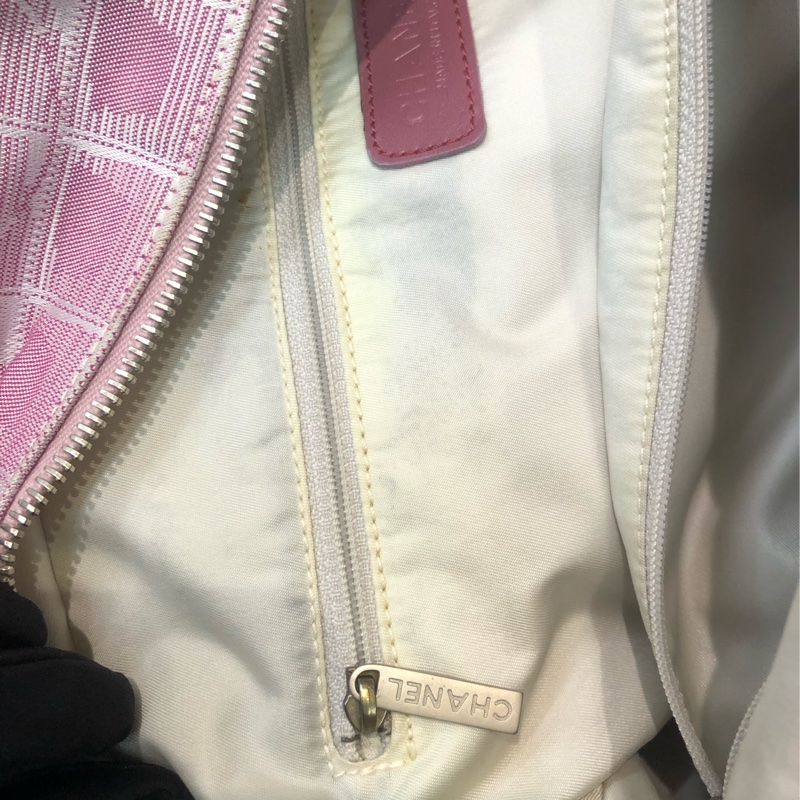 Chanel 玫瑰紅冰格 XB566-19