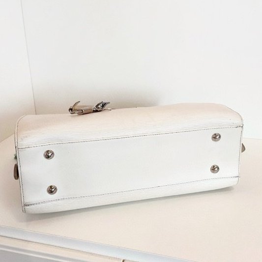 路易威登/Louis Vuitton 奶白色水波紋經典貝殼包 手提包-5