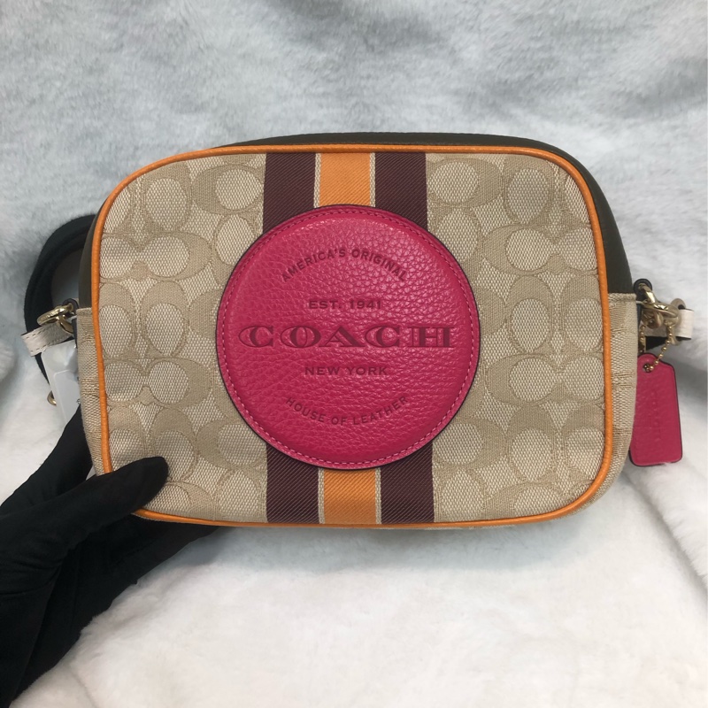 Coach 米色帆布拼墨綠色相機袋 XC239-0