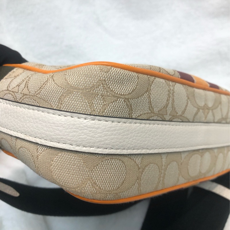 Coach 米色帆布拼墨綠色相機袋 XC239-12