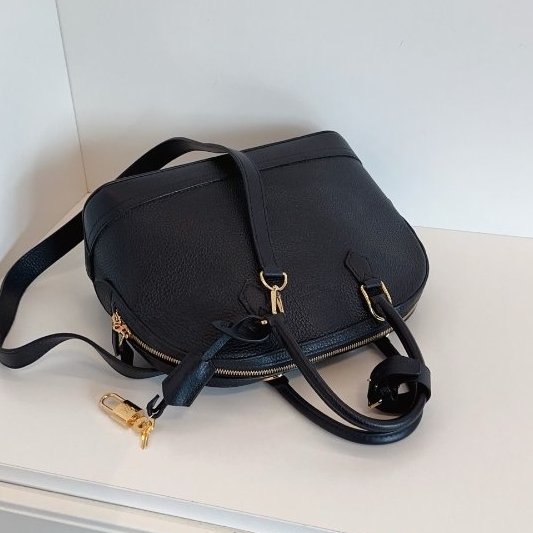 路易威登/Louis Vuitton 全皮黑金荔枝皮 Alma BB 手提包-4