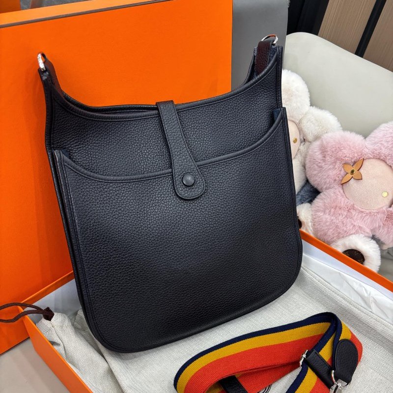 愛馬仕Hermes 深藍色Evelyne31 肩背包-1