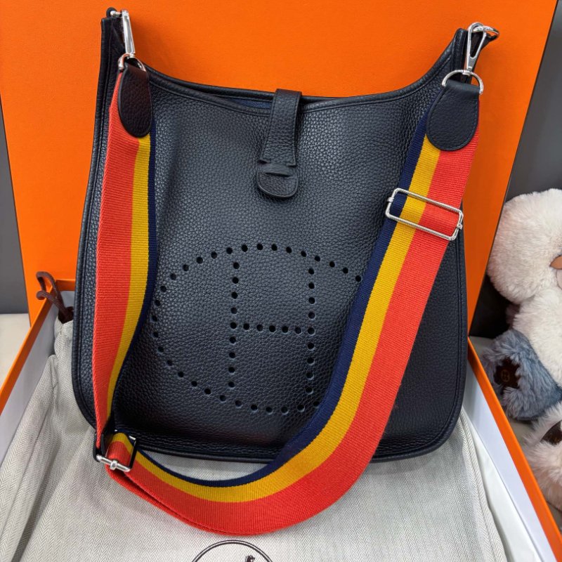 愛馬仕Hermes 深藍色Evelyne31 肩背包-5