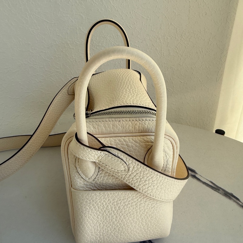 Hermes mini Lindy 最美的奶油白-3