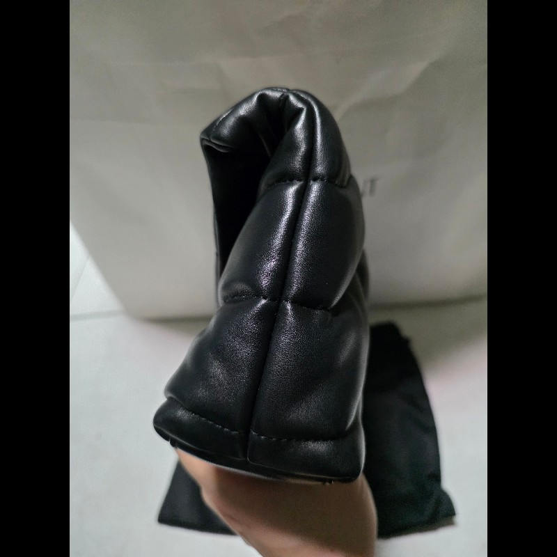 Saint Laurent Puffer mini黑色 鏈帶包-4