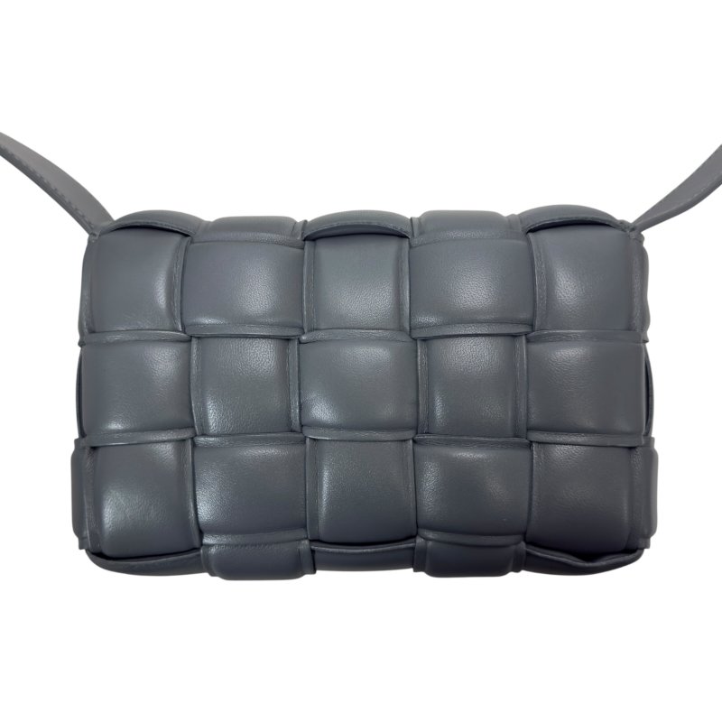 BOTTEGA VENETA Cassette Padded 枕頭包 斜揹袋-3