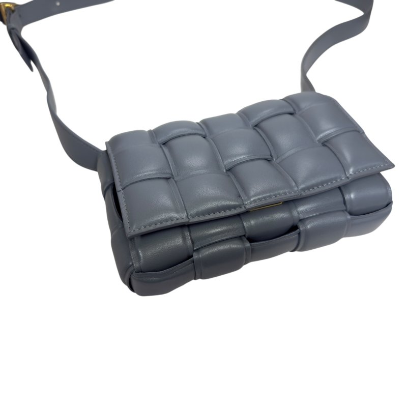 BOTTEGA VENETA Cassette Padded 枕頭包 斜揹袋-7