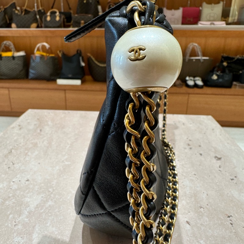 Chanel 24s 珍珠調節月亮包/大號黑金-10