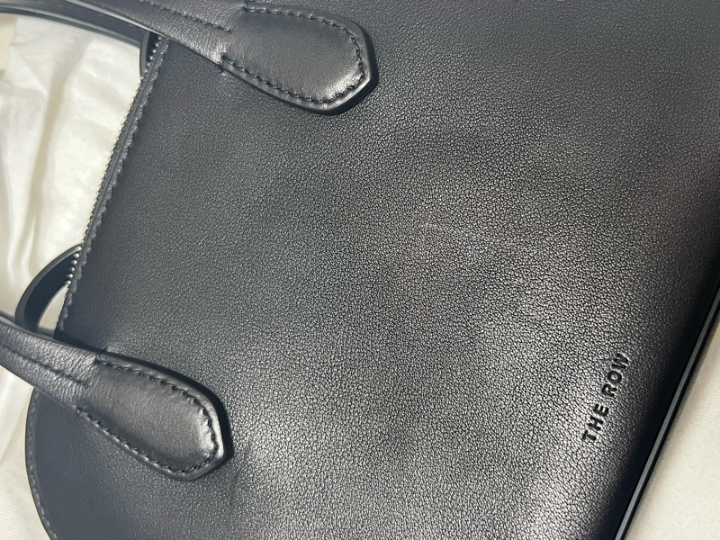 The row Ingrid 皮革手袋 貝殼包-40