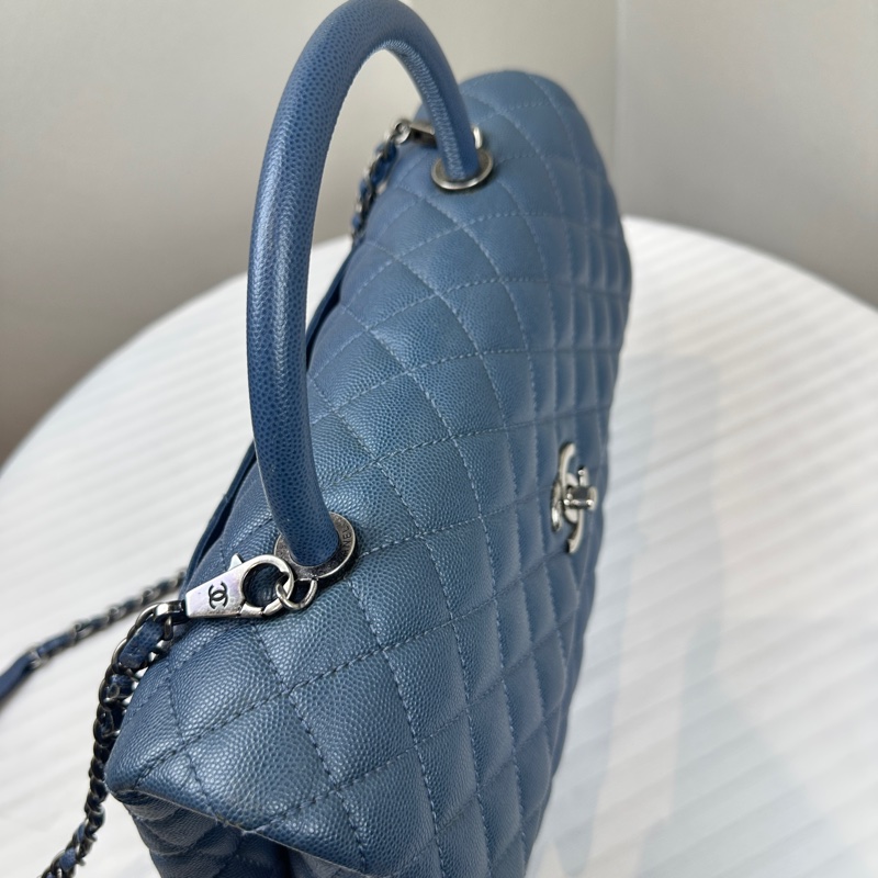 香奈兒/Chanel 大號Coco Handle 藍色魚子醬牛皮手提斜背包33×12x22cm-2