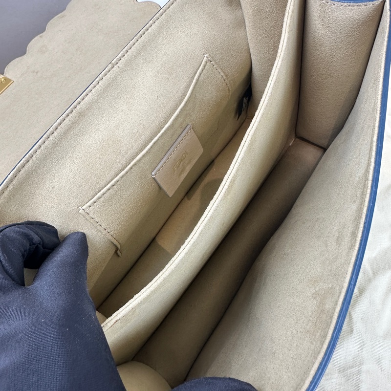 芬迪/Fendi Kan I 金扣鏈條灰色牛皮手提斜背包25x10x18cm-6