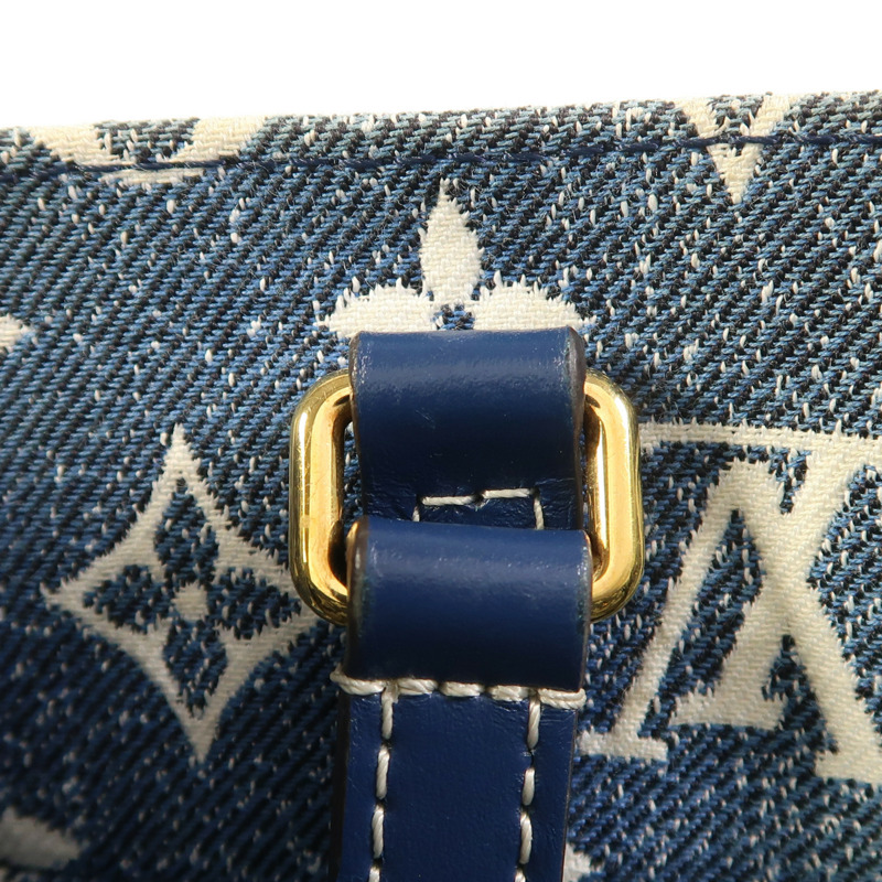LOUIS VUITTON Monogram Denim On The Go MM金扣手挽肩背兩用袋-14