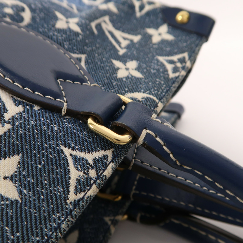 LOUIS VUITTON Monogram Denim On The Go MM金扣手挽肩背兩用袋-16