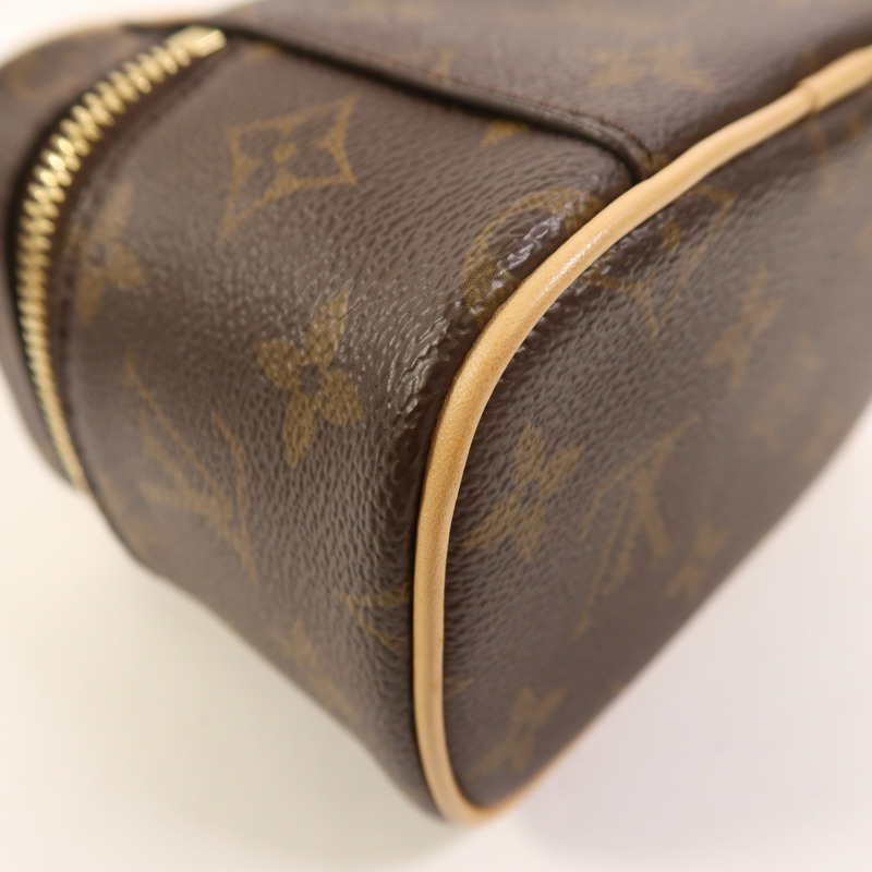 LOUIS VUITTON Monogram Nice Nano金扣化妝袋-11