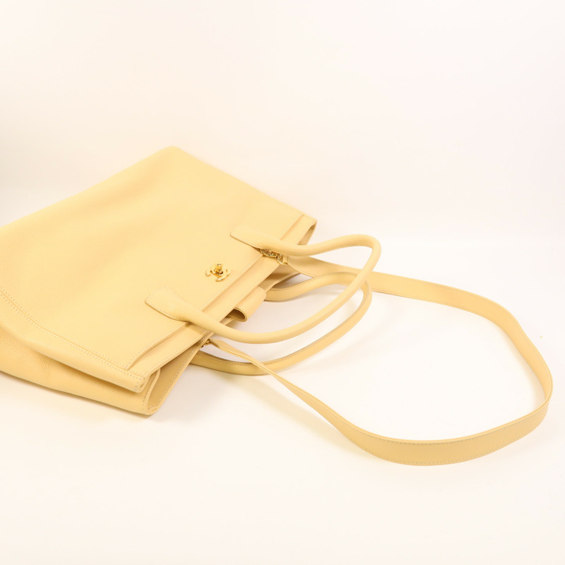 CHANEL 牛皮皮革Executive Cerf Tote金扣手挽肩背兩用袋-11