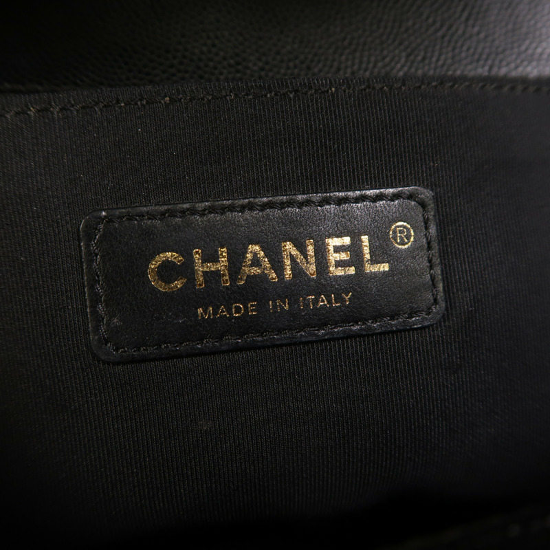 CHANEL 牛皮皮革Boy 25金扣鏈帶肩背袋-5