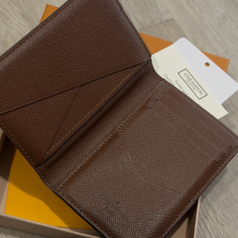 LOUIS VUITTON 經典花色卡夾-3