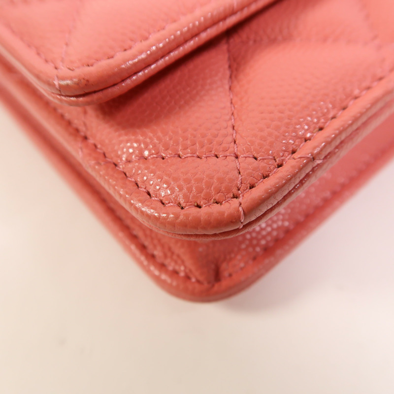 CHANEL 牛皮皮革WOC Wallet On Chain金扣鏈帶肩背袋-12