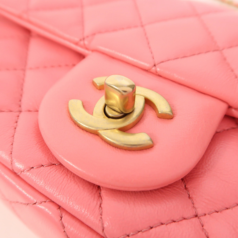 CHANEL 羊皮皮革Mini Classic 20金扣鏈帶肩背袋-9