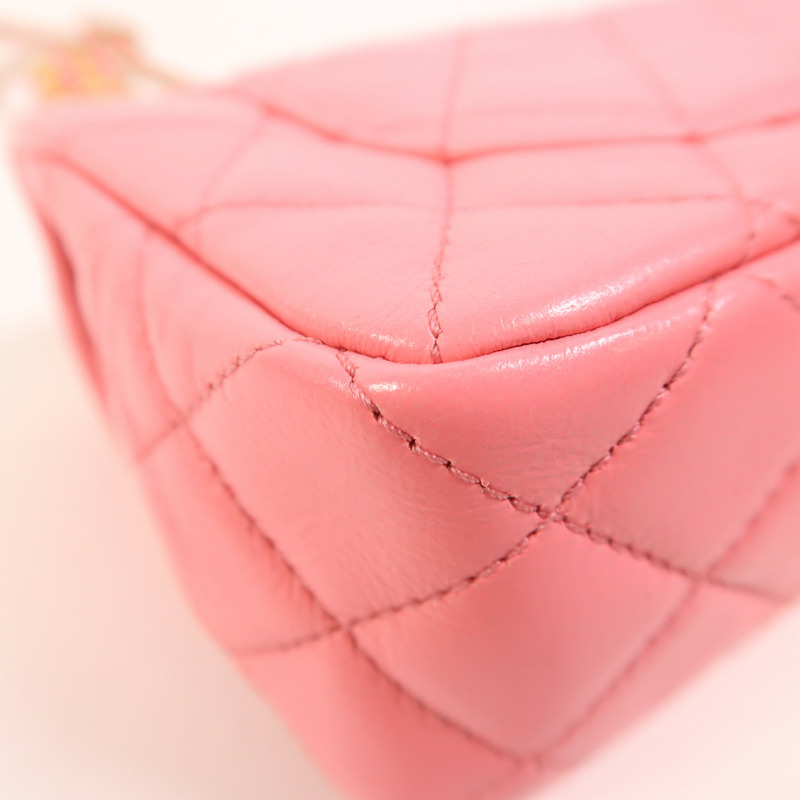 CHANEL 羊皮皮革Mini Classic 20金扣鏈帶肩背袋-13