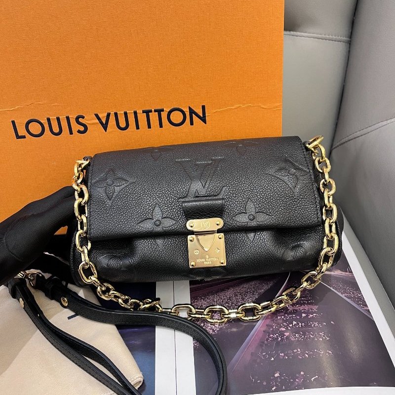 近新品 路易威登/Louis Vuitton 黑金全皮Favorite摯愛雲朵包 芯片款-6