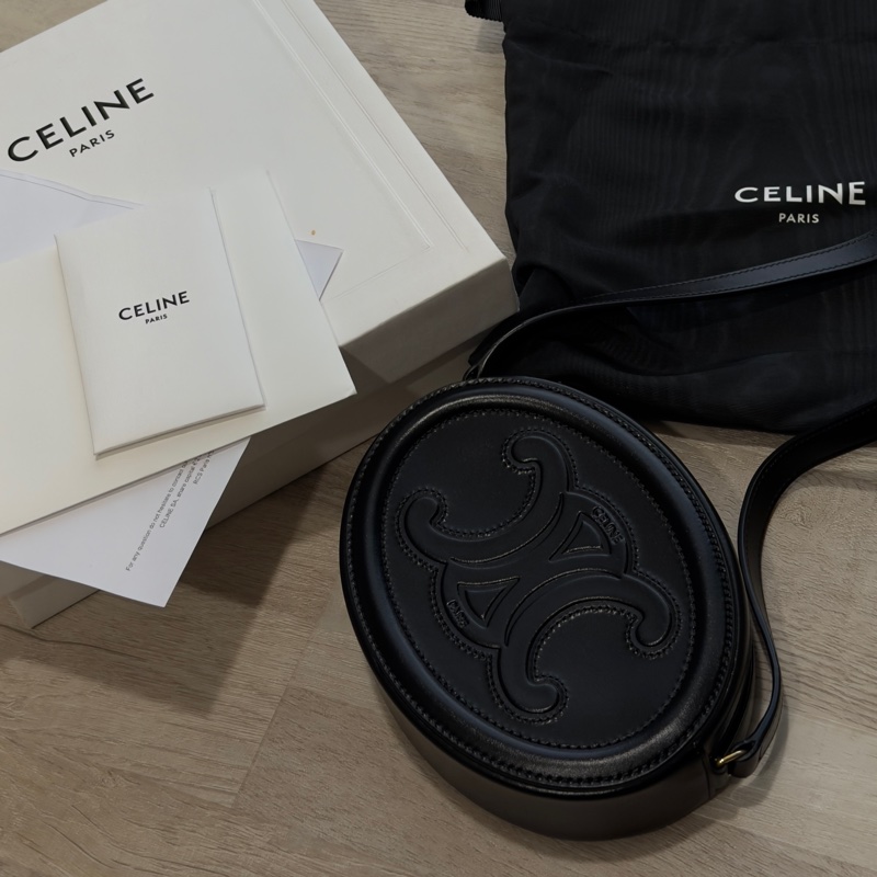 稀有CELINE 月餅包黑色小的-0