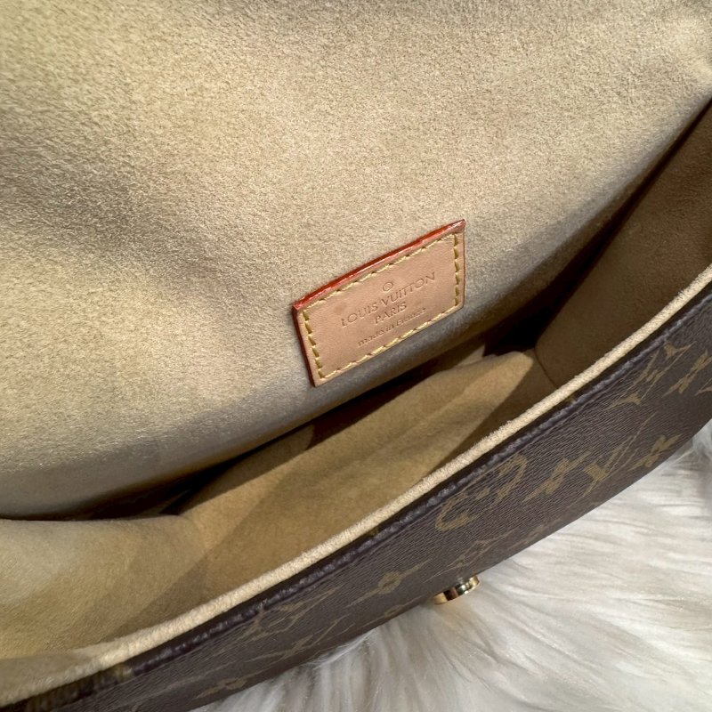 LV Saumur雙子星 手提斜背包-5