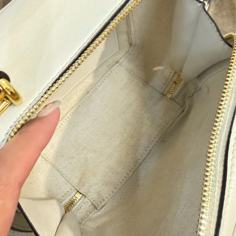 Gucci 白色 GG Marmont 相機包-13