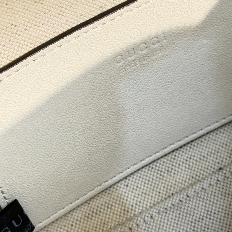 Gucci 白色 GG Marmont 相機包-14