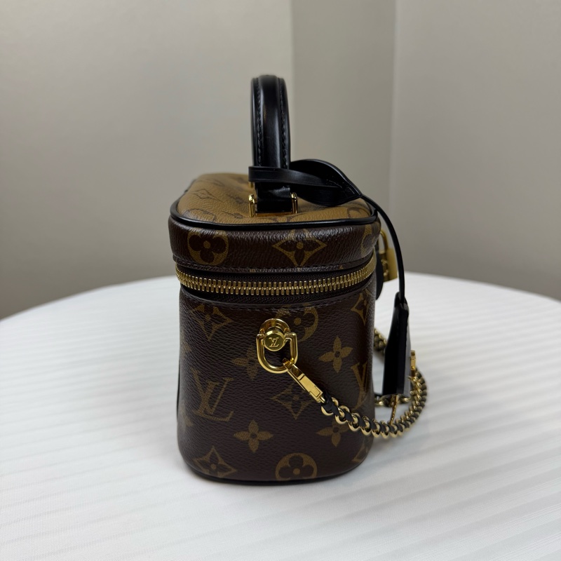 路易威登/Louis Vuitton Vanity PM 化妝盒包 黑色皮革提手 可手提 可拆卸金屬長9 寬9 高13-2