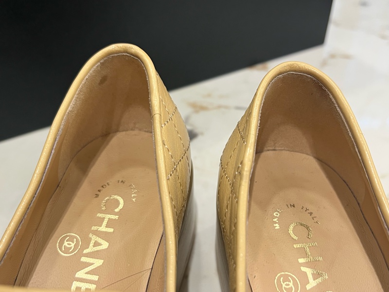 Chanel 奶茶色金幣樂福鞋 34.5C-6