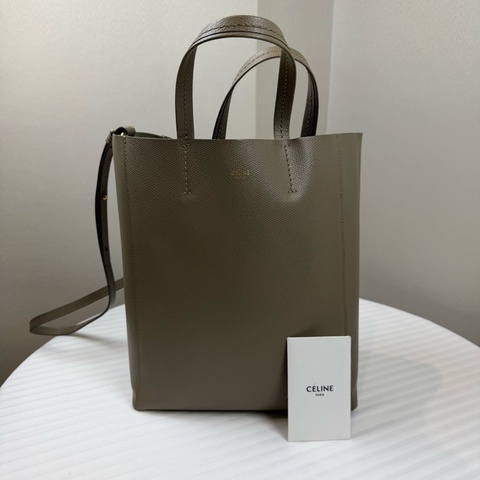 思琳/CELINE Vertical Cabas 托特包 灰褐色 頂部配有短提手 可手提 附帶可拆卸長24 高27 寬9