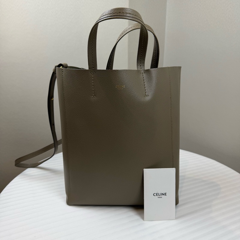 思琳/CELINE Vertical Cabas 托特包 灰褐色 頂部配有短提手 可手提 附帶可拆卸長24 高27 寬9-8