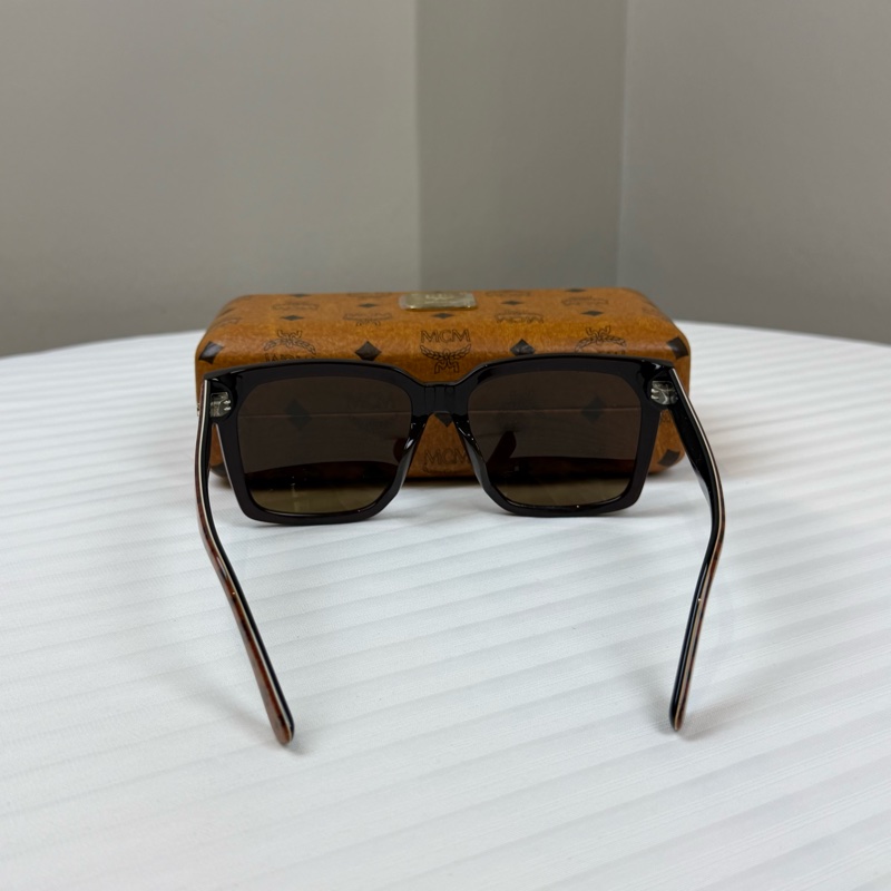 MCM 經典方形太陽鏡盒及配套墨鏡-4