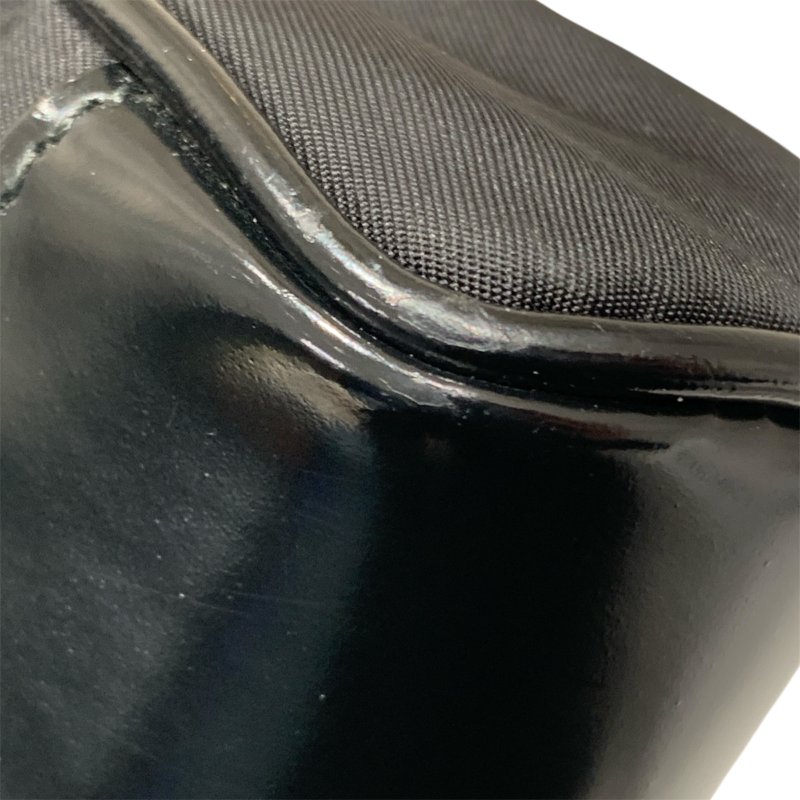 PRADA 普拉達 ECONYL 再生尼龍 側背包 手機包 黑色 銀釦-14