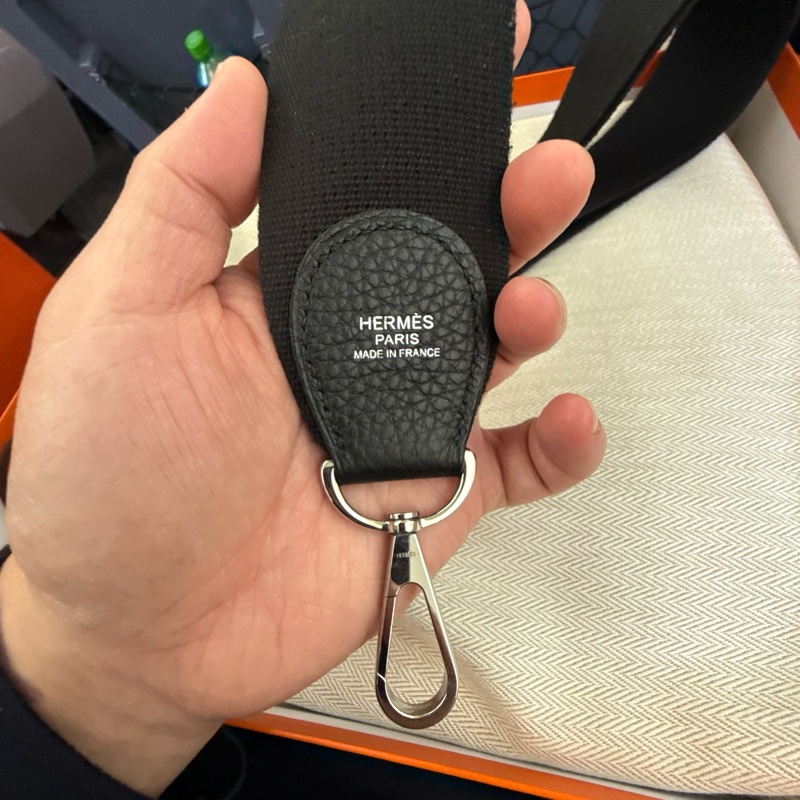 Evelyne 29 全新閒置黑色銀扣-16