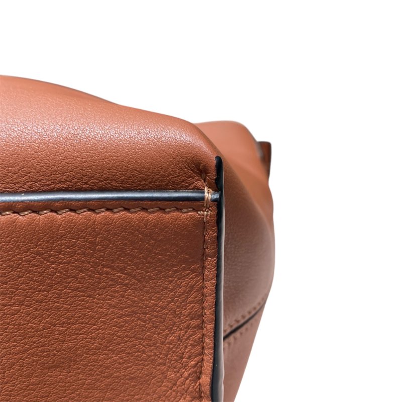 LOEWE CUBI 背帶LOGO側背包 棕色-9