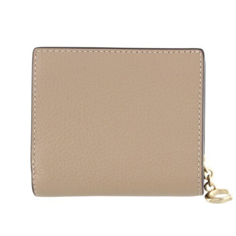 【COACH】鵝卵石皮革二折短夾-奶茶色-2