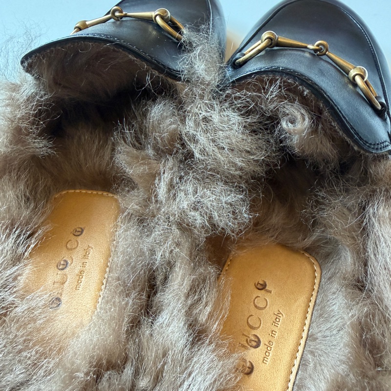 914intheair精品代購『全新閒置』Gucci 毛毛馬銜扣穆勒拖39-20