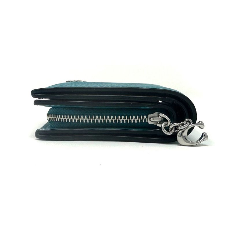 【COACH】鵝卵石皮革二折短夾-土耳其藍-2