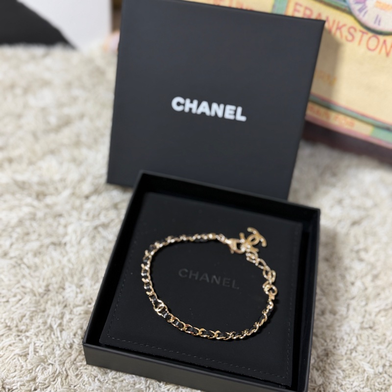 CHANEL 香奈兒 ABH331 BRACELET【26P 春夏預告】皮穿鏈子手鏈-0