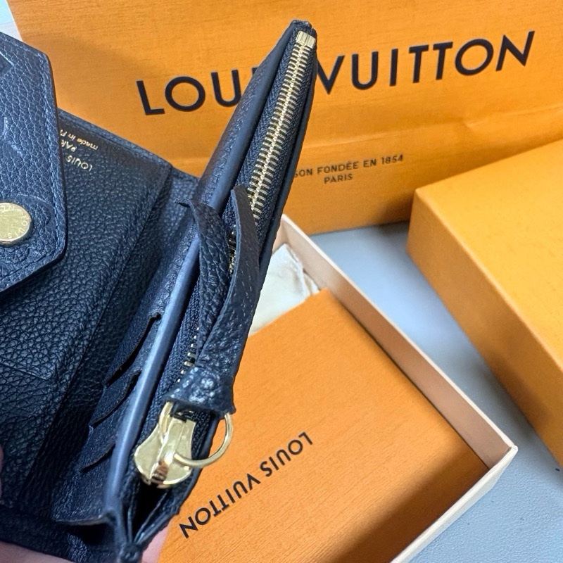 LV Victorine 錢包-2