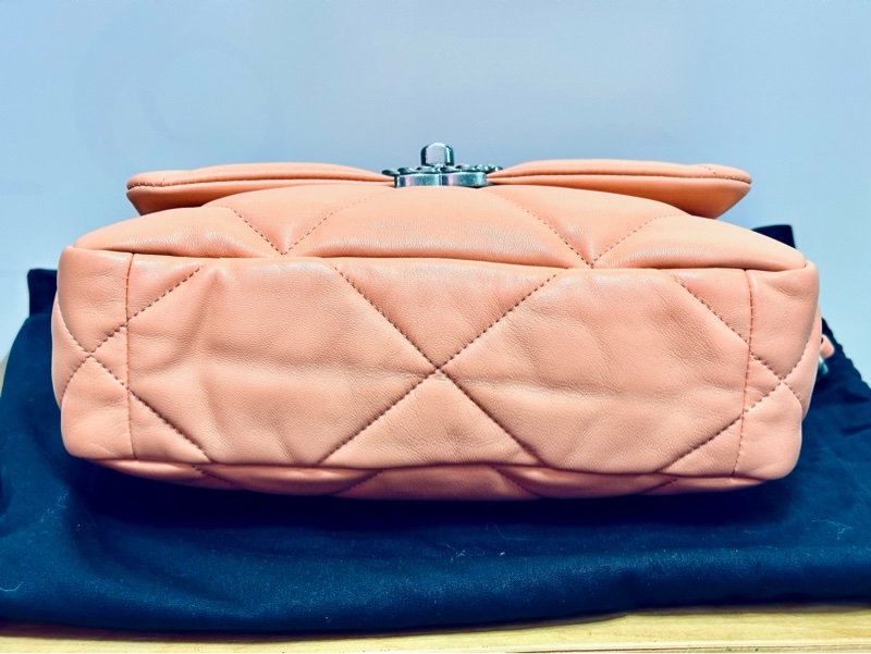 CHANEL 成色基本全新 粉金19bag小號肩背斜背包26*16*7.5 配件塵袋-4