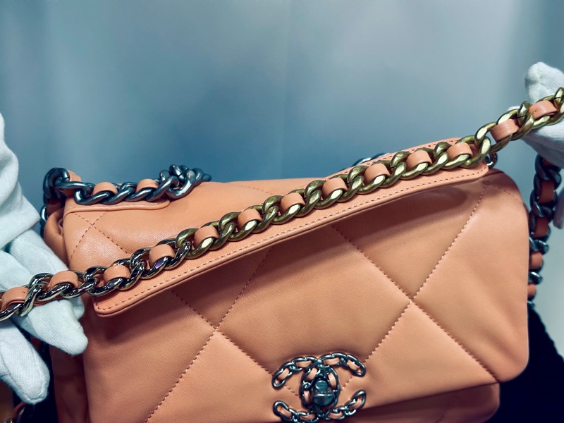 CHANEL 成色基本全新 粉金19bag小號肩背斜背包26*16*7.5 配件塵袋-6