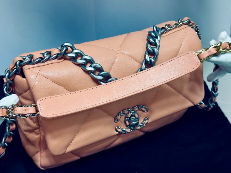 CHANEL 成色基本全新 粉金19bag小號肩背斜背包26*16*7.5 配件塵袋-8