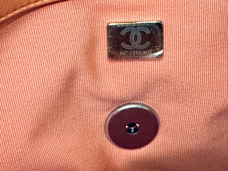 CHANEL 成色基本全新 粉金19bag小號肩背斜背包26*16*7.5 配件塵袋-15