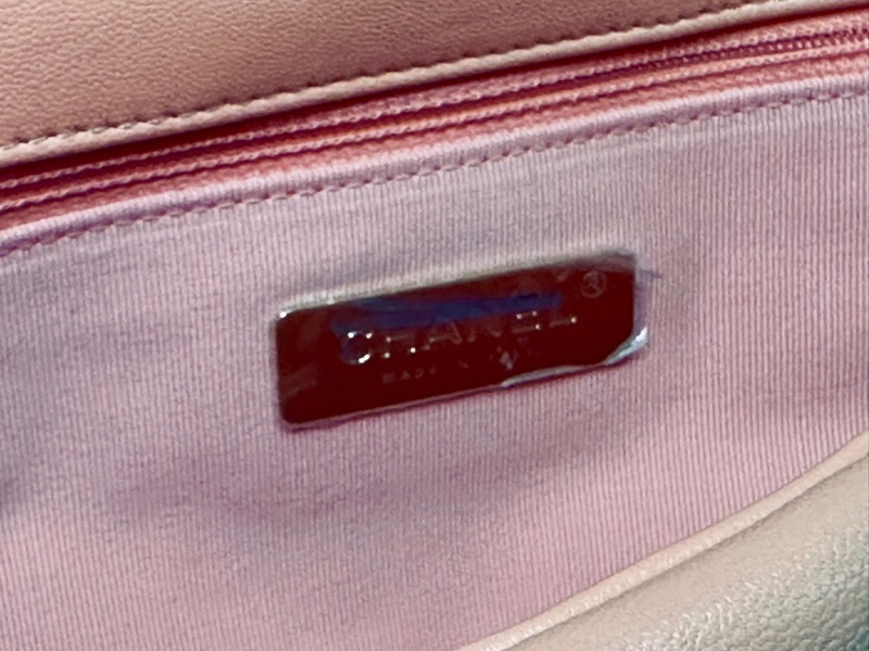CHANEL 成色基本全新 粉金19bag小號肩背斜背包26*16*7.5 配件塵袋-18