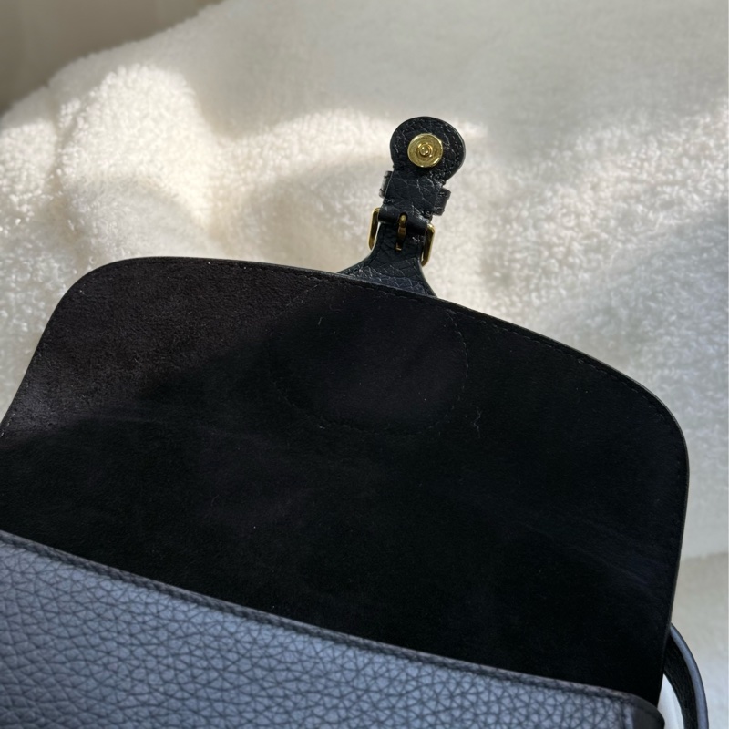 （全新閒置）Dior 2025新款 Bobby 斜背包-7