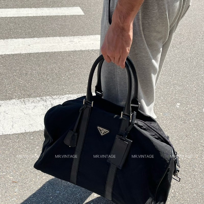 Prada尼龍旅行袋-0